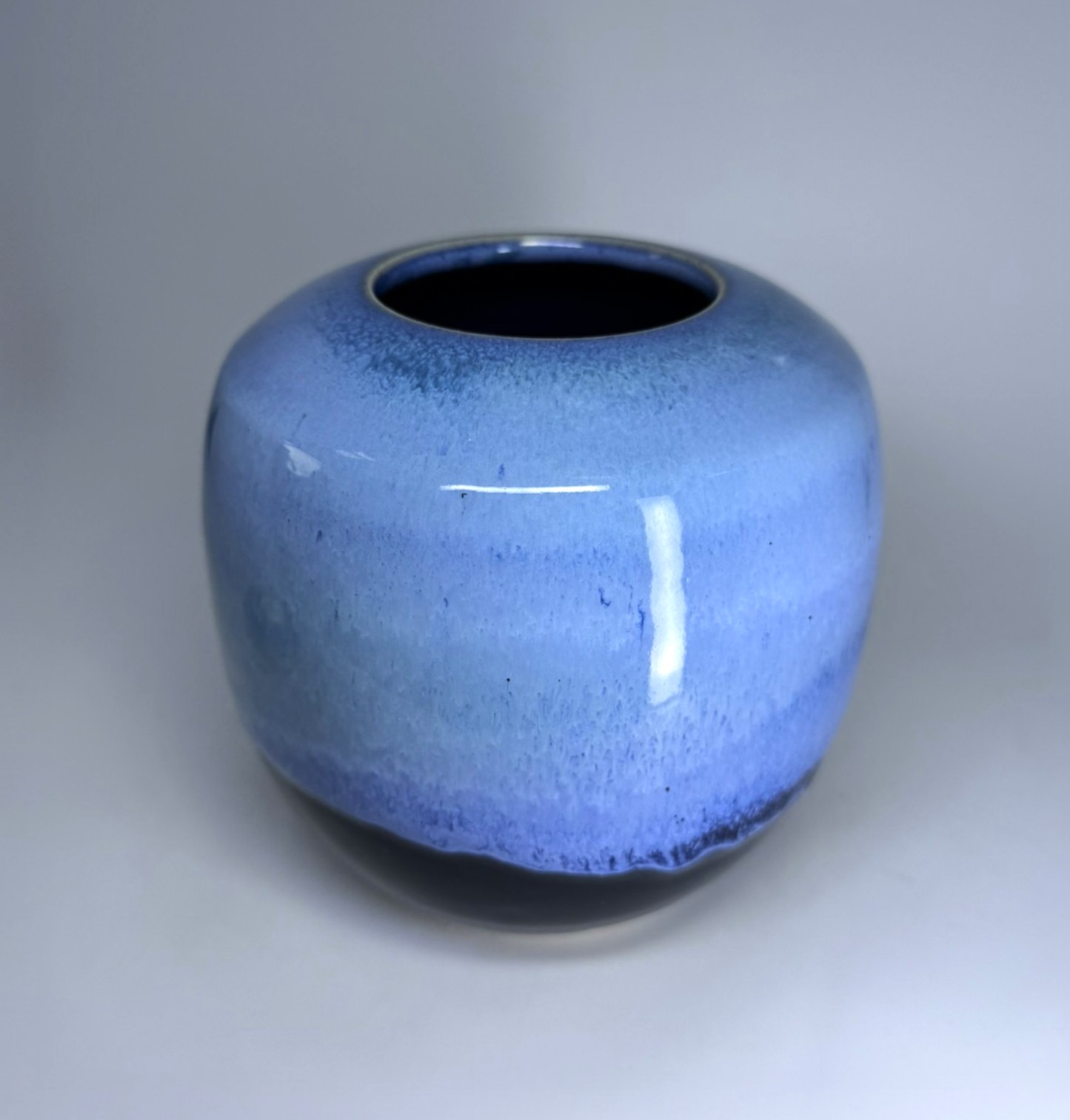 Blue Moon 880ml cremation urn without lid showing rounded form and twilight blue finish
